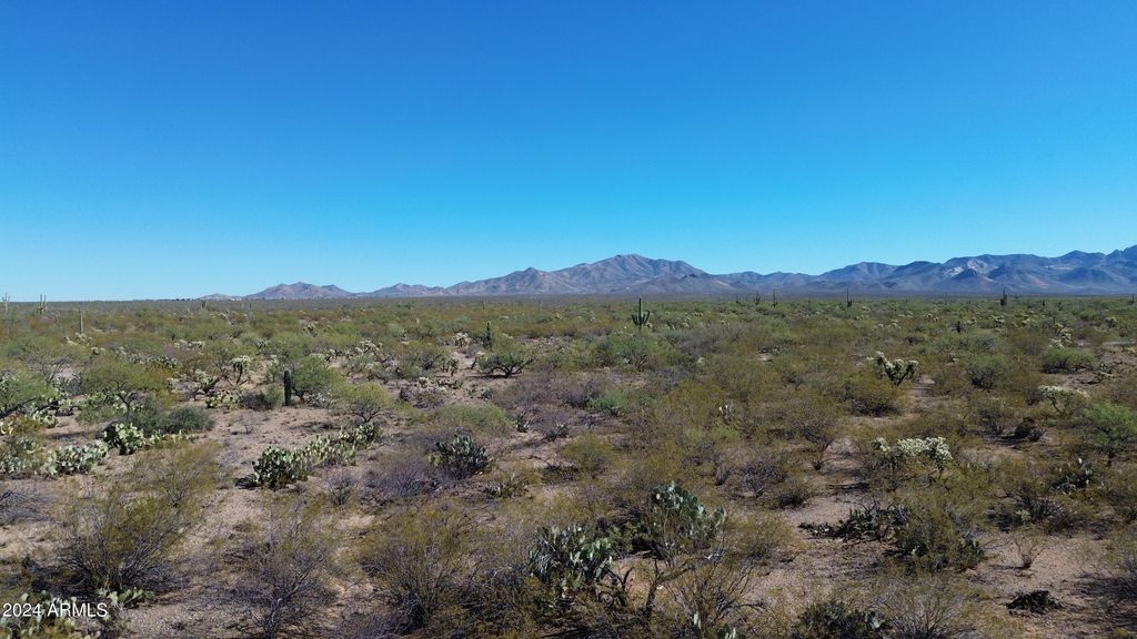 Image 31 of property listing at 17851 S Desert Saguaro Shadow Place 4, Sahuarita, AZ 85629