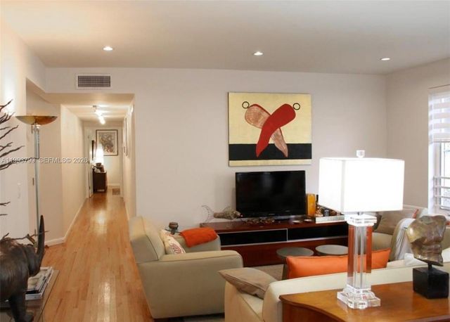 1018 Meridian Ave 6, Miami Beach, FL 33139