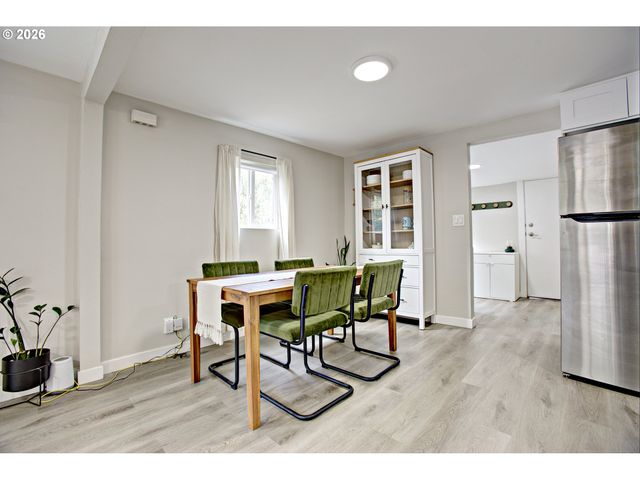 8425 N SWENSON St, Portland, OR 97203