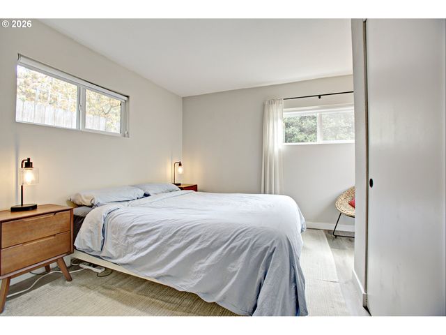 8425 N SWENSON St, Portland, OR 97203