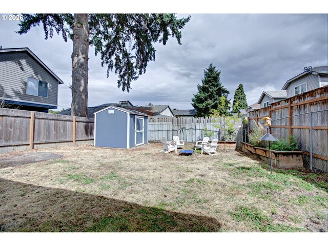 8425 N SWENSON St, Portland, OR 97203
