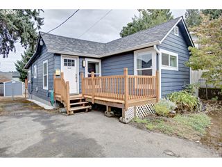 8425 N SWENSON St, Portland, OR 97203
