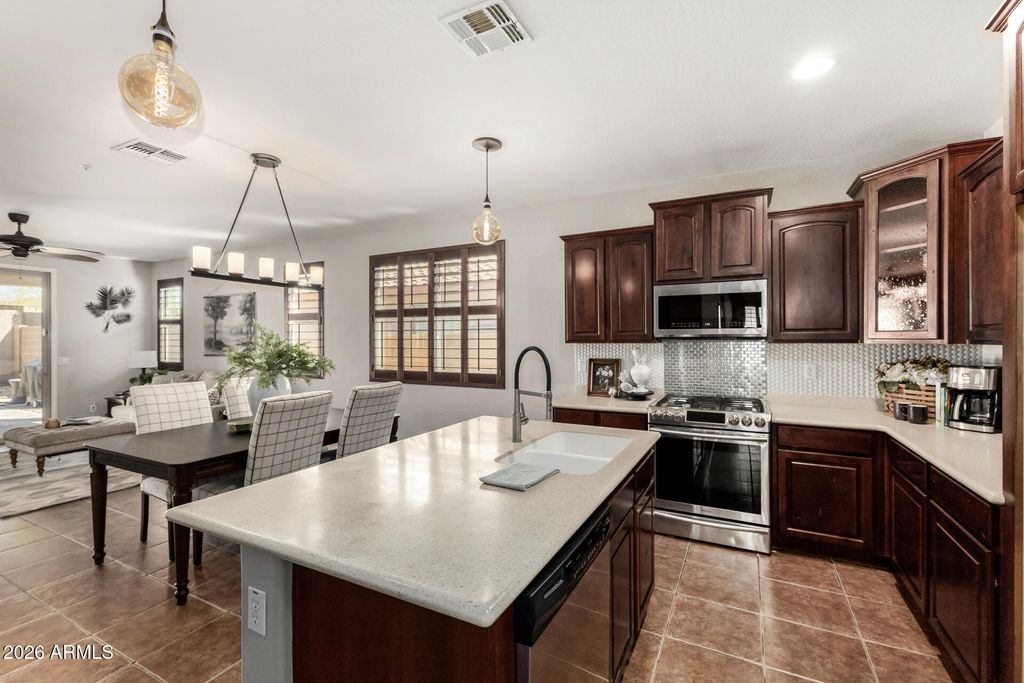 30087 N 72ND Avenue, Peoria, AZ 85383