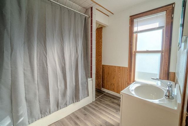 527 Badger Drive, Baraboo, WI 53913