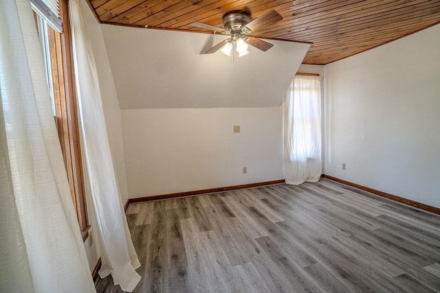 527 Badger Drive, Baraboo, WI 53913
