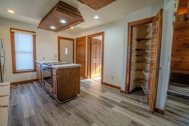 527 Badger Drive, Baraboo, WI 53913