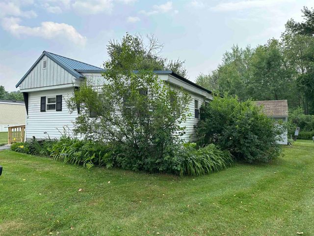 10 Woodland Park, Troy, NH 03465