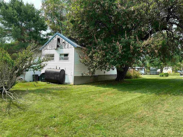10 Woodland Park, Troy, NH 03465