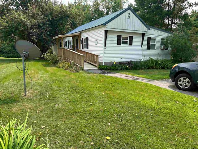 10 Woodland Park, Troy, NH 03465