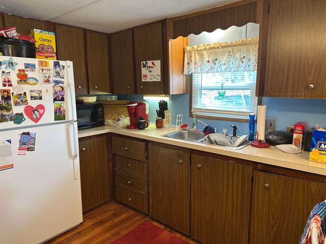 10 Woodland Park, Troy, NH 03465