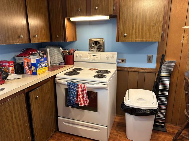 10 Woodland Park, Troy, NH 03465