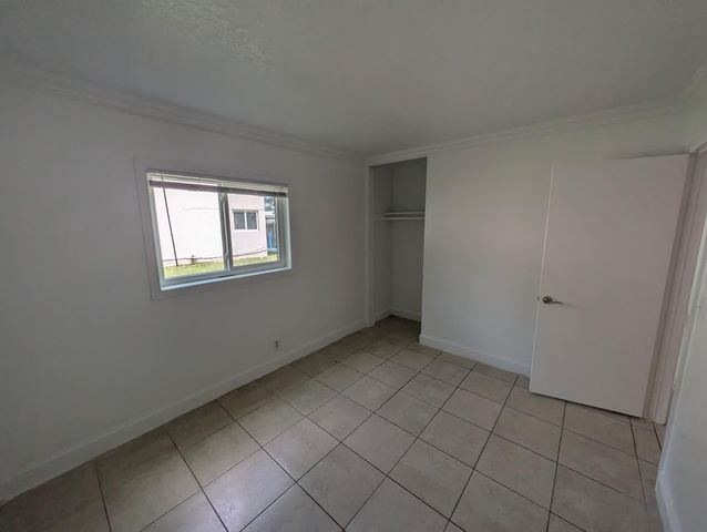 817 Lighthouse Drive Apt B, North Palm Beach, FL 33408