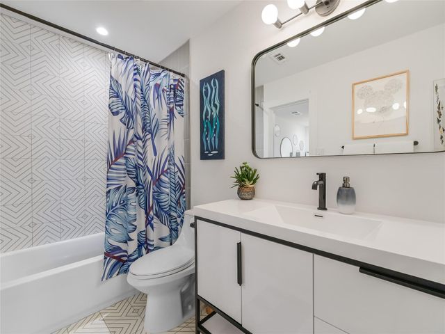 1219 Hollow Creek DR 1, Austin, TX 78704