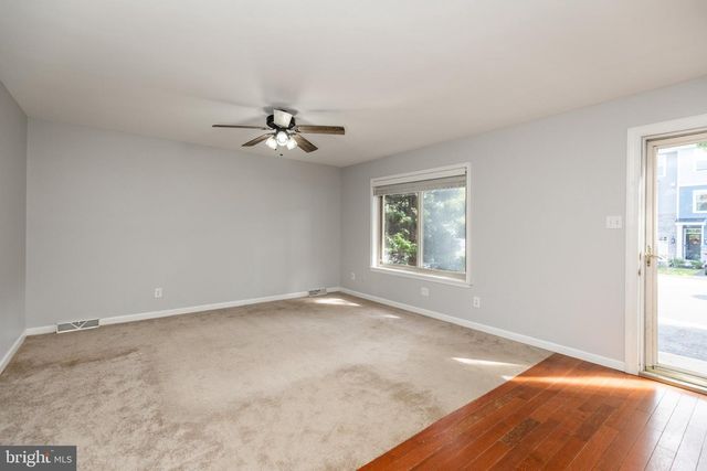 4804 HOGAN DR, Wilmington, DE 19808