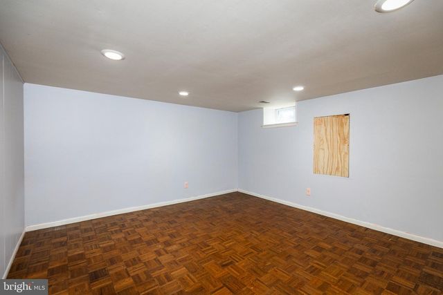 4804 HOGAN DR, Wilmington, DE 19808