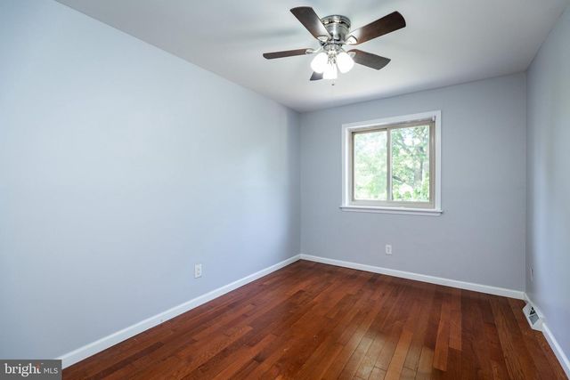 4804 HOGAN DR, Wilmington, DE 19808