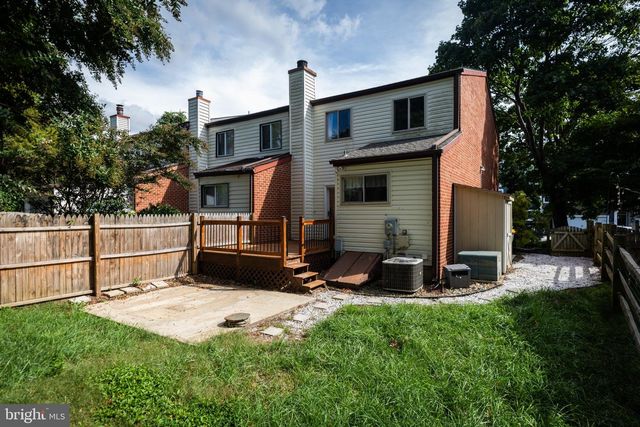 4804 HOGAN DR, Wilmington, DE 19808