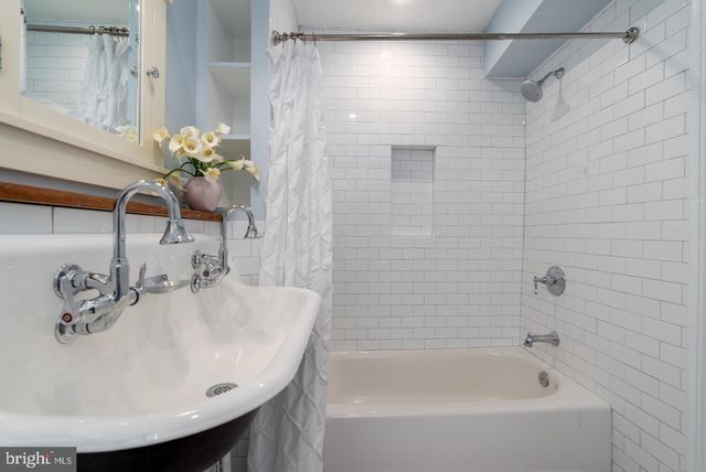 511 INDEPENDENCE AVE SE, Washington, DC 20003