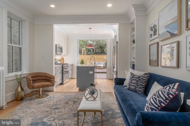 511 INDEPENDENCE AVE SE, Washington, DC 20003