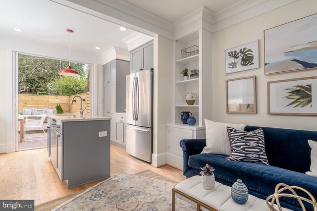 511 INDEPENDENCE AVE SE, Washington, DC 20003