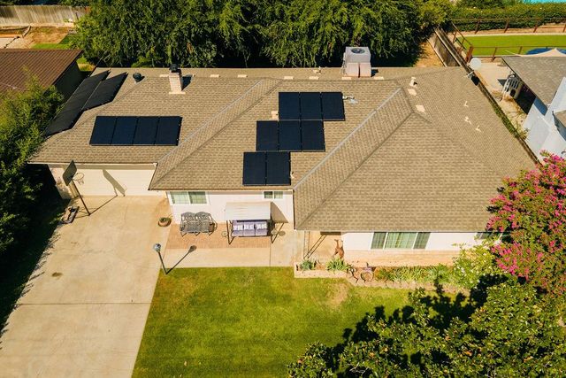 6085 N 10th Street, Fresno, CA 93710