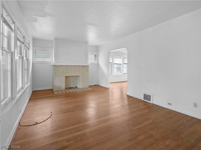 3141 Kensington Road, Cleveland Heights, OH 44118