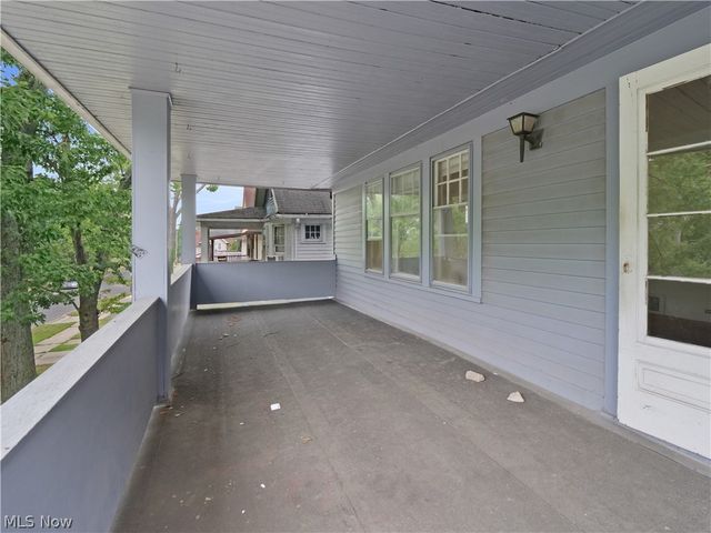 3141 Kensington Road, Cleveland Heights, OH 44118
