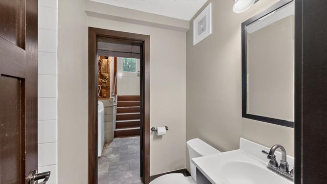 1634 7th Avenue SE, Rochester, MN 55904