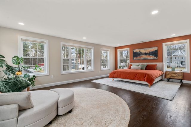 6 Ash St, Natick, MA 01760