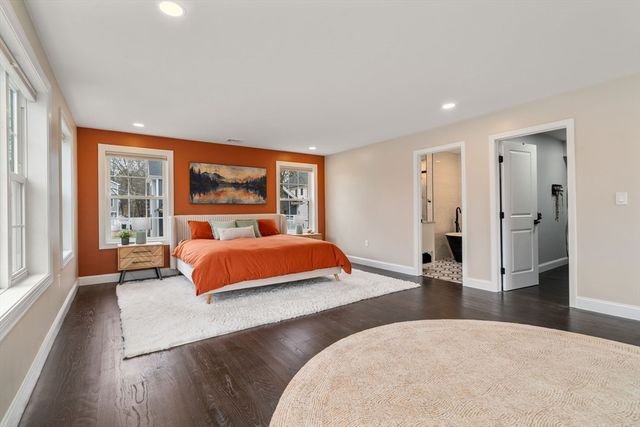 6 Ash St, Natick, MA 01760