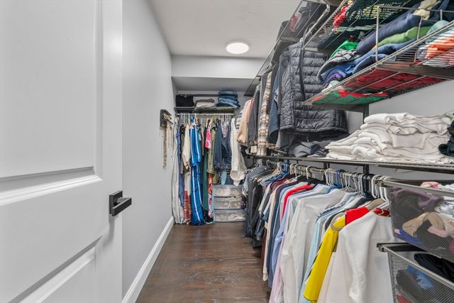 6 Ash St, Natick, MA 01760