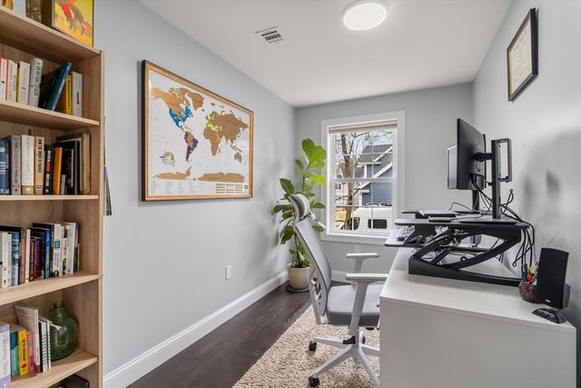 6 Ash St, Natick, MA 01760