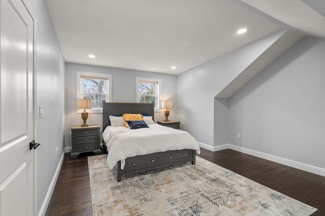 6 Ash St, Natick, MA 01760