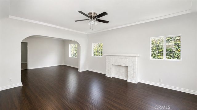 2211 S Sycamore, Los Angeles, CA 90016