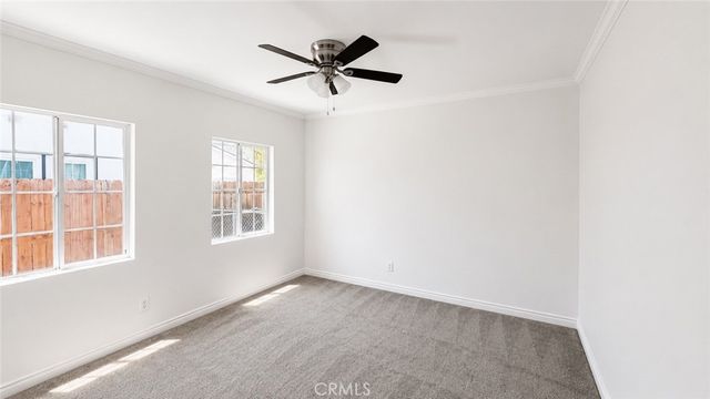 2211 S Sycamore, Los Angeles, CA 90016