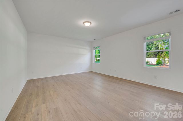 512 Willoughby Park Drive, Monroe, NC 28112