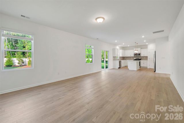 512 Willoughby Park Drive, Monroe, NC 28112