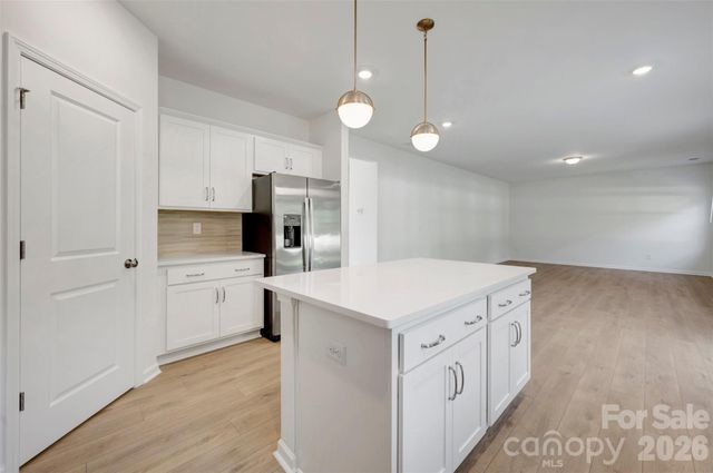 512 Willoughby Park Drive, Monroe, NC 28112