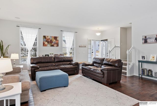 1408 N 209th Avenue, Elkhorn, NE 68022