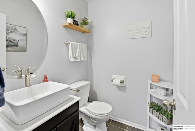 1408 N 209th Avenue, Elkhorn, NE 68022