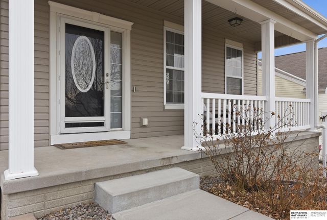 1408 N 209th Avenue, Elkhorn, NE 68022