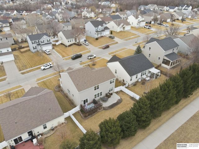 1408 N 209th Avenue, Elkhorn, NE 68022