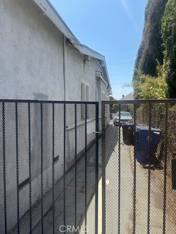 1729 W 35th Street, Los Angeles, CA 90018