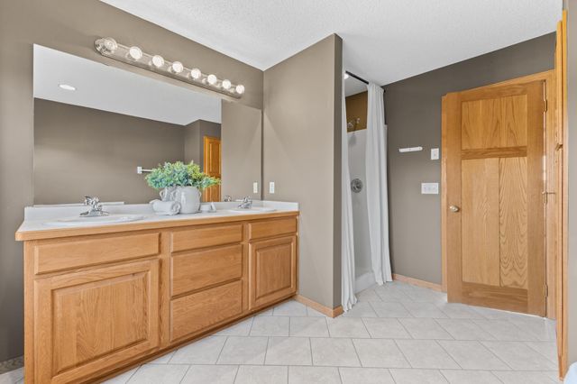 12871 Zilla Street NW, Coon Rapids, MN 55448