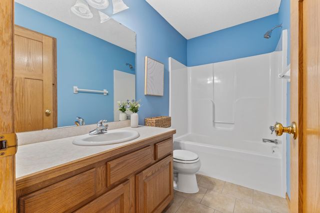 12871 Zilla Street NW, Coon Rapids, MN 55448