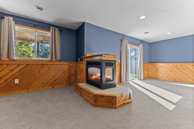 12871 Zilla Street NW, Coon Rapids, MN 55448