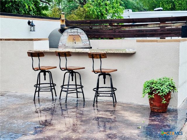 127 Bogie Drive, San Marcos, TX 78666