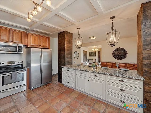 127 Bogie Drive, San Marcos, TX 78666