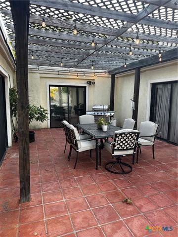 127 Bogie Drive, San Marcos, TX 78666