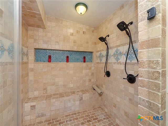 127 Bogie Drive, San Marcos, TX 78666